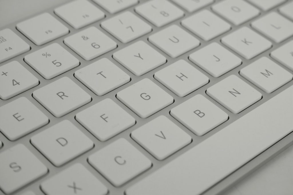 There are many ways to debug Keycloak OIDC token exchange. In this article we go through some of them. Photo credit: https://www.pexels.com/it-it/foto/tastiera-del-macbook-532173/.